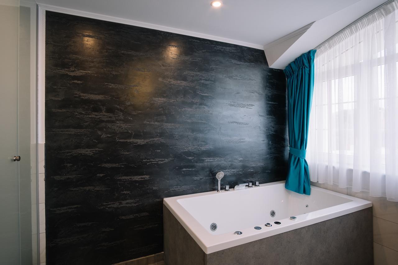 Norm Hill Hotel Cluj-Napoca Eksteriør bilde