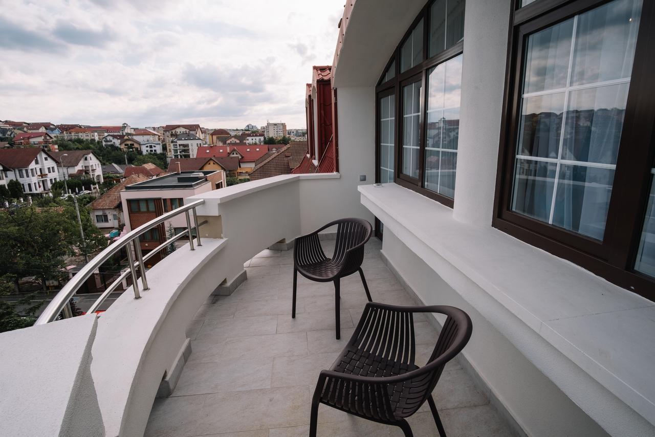 Norm Hill Hotel Cluj-Napoca Eksteriør bilde